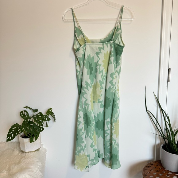 Express Vintage Green Floral Y2K Slip Dress - Picture 7 of 8